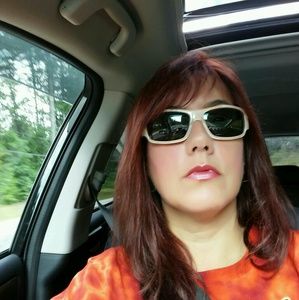 Meet your Posher, Dawn